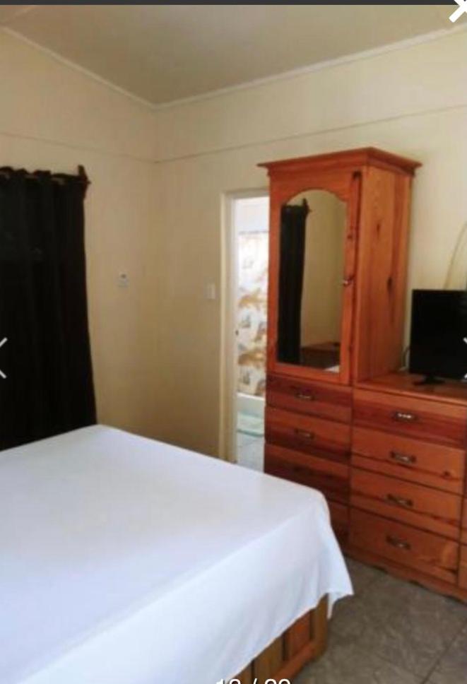 Andre'S Guest House Νεγκρίλ Εξωτερικό φωτογραφία