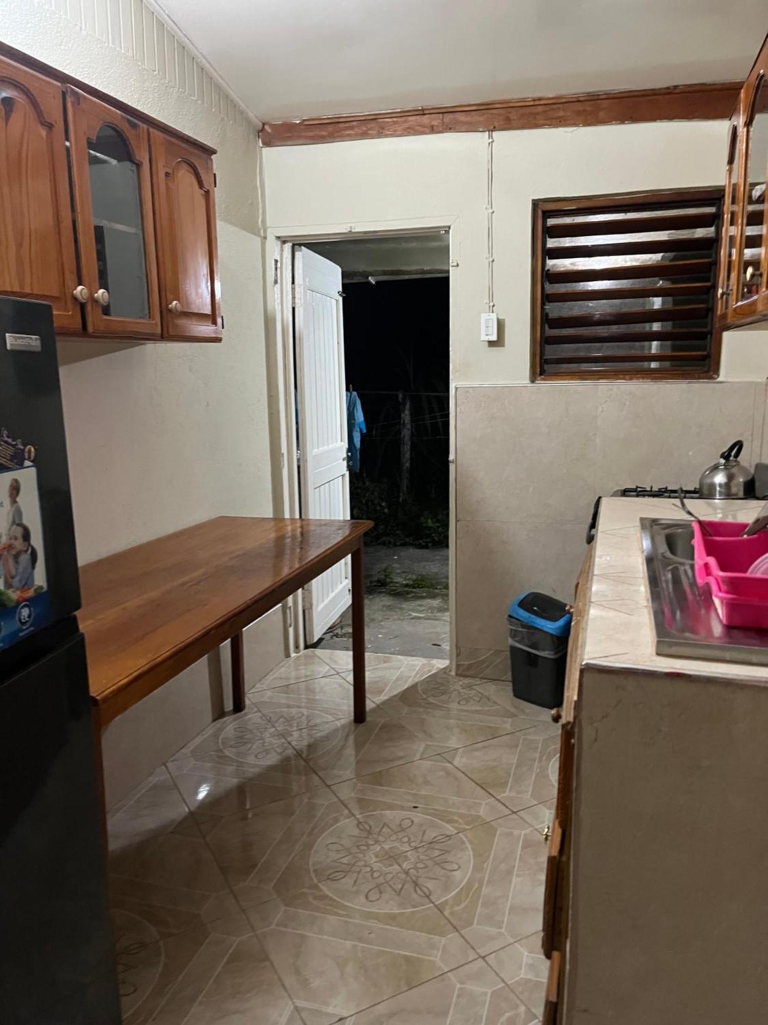 Andre'S Guest House Νεγκρίλ Δωμάτιο φωτογραφία