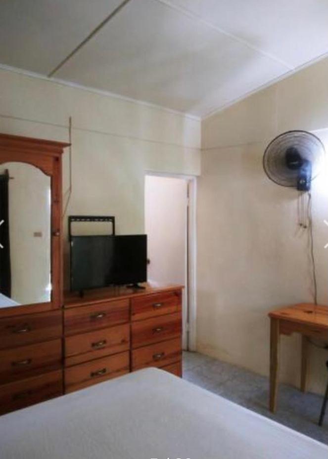 Andre'S Guest House Νεγκρίλ Δωμάτιο φωτογραφία