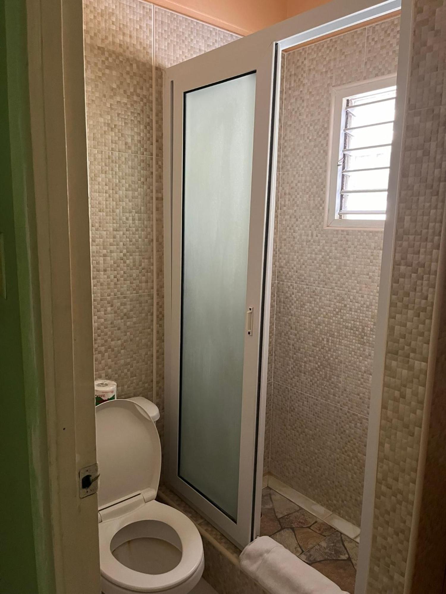 Andre'S Guest House Νεγκρίλ Δωμάτιο φωτογραφία